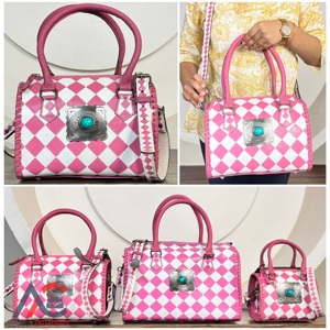 Custom Logo Hand Carry Overnight Weekender Duffle Bag Designer Hand Tooled Checkered Leather Medium Travel Speedy Bags for Women - Product Image 1