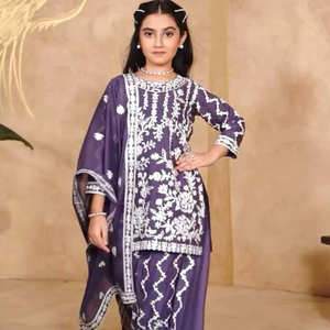 Traje Sharara Bordado para Niñas con Dupatta – Ropa Tradicional Festiva Infantil (Amarillo y Morado) - Product Image 1