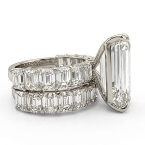 Anillo de Compromiso y Boda con Diamante Cultivado en Laboratorio, Corte Esmeralda, 15.90 CTW, Certificado por IGI, Oro Blanco Sólido de 14K, Banda de Eternidad - Product Image 4