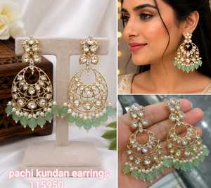 Pendientes de Moda de Alta Calidad, Estilo Étnico Tradicional, Chapados en Oro, con Piedras y Perlas, Diseño Paisley Kundan para Mujer - Product Image 2