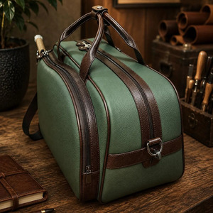 Bolsa de Viaje de Cuero Genuino Premium con Cierre de Cremallera, Porta Palas de Pickleball Protector, Compartimentos Seguros, Ideal para Viajes - Product Image 4