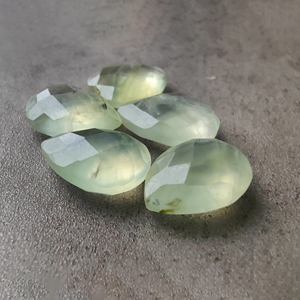 Piedra Preciosa Natural de Prehnita, Corte Briolette, Forma de Pera, Calibrada, Tamaños Personalizados Disponibles - Product Image 5