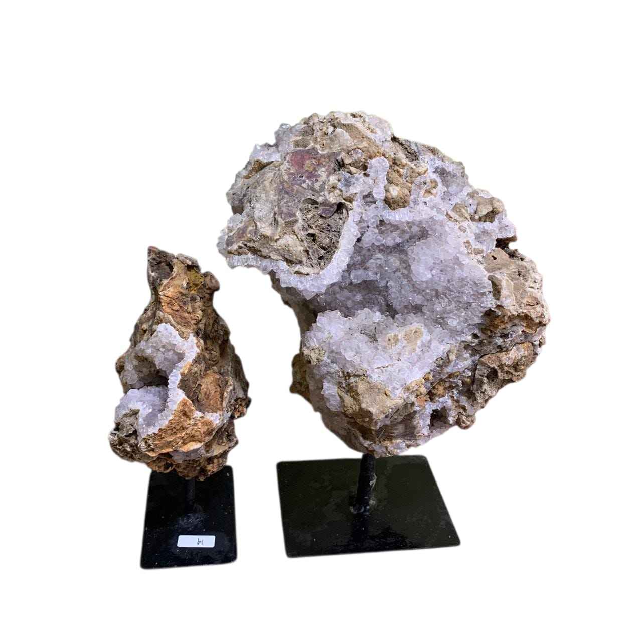 Cristal blanc avec roche hôte brune