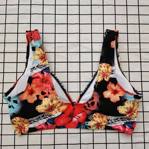 Conjunto de bikini con estampado floral para mujer, top halter, parte inferior de cintura alta, traje de baño elástico - Product Image 2