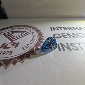 Diamante azul intenso de 1.5 quilates, corte brillante en forma de pera, cultivado en laboratorio, VS1, certificado por IGI, piedra suelta para la elaboración de joyas. - Product Image 2