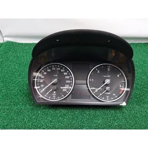 แผงหน้าปัดรถยนต์ Coupe GK ปี 2001-2009 มือสอง ของแท้ รหัส 918734401 - Product Image 1