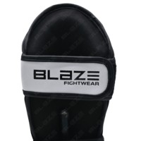 Protège-tibias personnalisés pour le kickboxing, le Muay Thai, l'entraînement et le sparring, protège-pieds en cuir véritable, protections pour les jambes et les pieds.