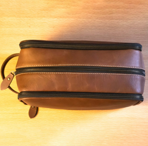 High Quality Leather <b>Toiletry</b> <b>Bag</b> with Triple Zipper Fashionable Letter Pattern Travel Cosmetic <b>Bag</b> Wholesale Outdoor Usage - Product Image 3