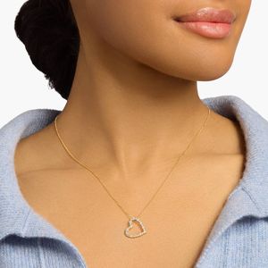 Collar con Colgante de Diamante en Forma de Corazón para Mujer, con Engaste de Platino y Cadena de Caja, Joyería Romántica para Uso Diario - Product Image 3