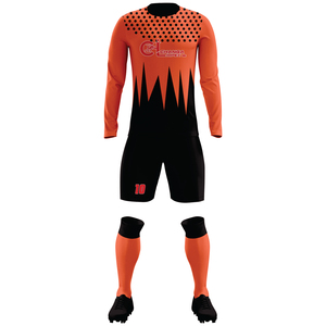 Uniforme de football personnalisé de qualité supérieure avec graphismes imprimés, maillot et short de football légers en polyester 100% de haute qualité - Product Image 1
