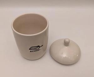 โถเก็บของในครัวแบบมินิมอลพร้อมฝาปิด ลายพิมพ์รูปช้อน ผิวเรียบเงางาม ขนาดกะทัดรัด ใช้จัดระเบียบบนเคาน์เตอร์ อุปกรณ์จัดเก็บของในครัวอัจฉริยะ - Product Image 2