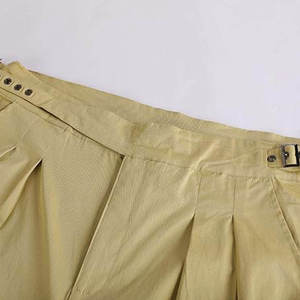 Pantalon plissé beige pour homme, taille haute, en coton, décontracté, pour le printemps, infroissable, style avant - Product Image 2