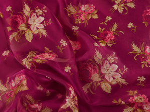 Tissu en organza de soie pure Regal Magenta Vintage Rose, motif floral aquarelle cramoisie majestueux, élégance botanique numérique - Product Image 1