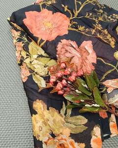 Tissu de velours imprimé léger de haute qualité pour robes de luxe costumes ameublement garçon sacs et couvertures adaptés à la perfection - Product Image 6