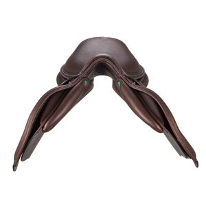Silla de montar de doma y polo Solid Traders para caballos, asiento suave de cuero, estructura de plástico, personalizable, de alta calidad para equitación. - Product Image 6
