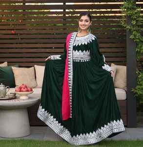 Robes de mariée afghanes pour filles, robe de créateur en soie et coton, tissu en mousseline fait main, tenue traditionnelle culturelle unique et élégante - Product Image 2