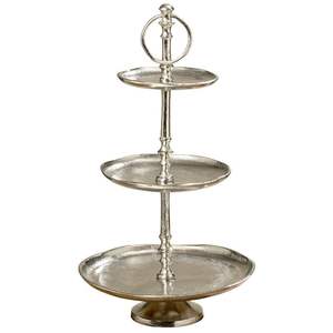 Soporte de latón artesanal de varios niveles para exhibir postres con diseño grabado para uso en fiestas, decoración para el hogar, hoteles y restaurantes. - Product Image 1