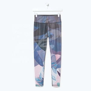 Conjuntos de Ropa Deportiva/Yoga Personalizados al por Mayor para Mujer 2026, Leggings Largos de Cintura Alta con Estampado por Sublimación en Color Borgoña para Maternidad - Product Image 6