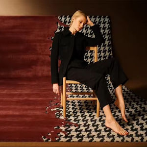 Tapis tufté à la main, motif abstrait pied-de-poule bicolore <span class=keywords><strong>bordeaux</strong></span> et noir, tapis à poils moyens fait main pour la décoration intérieure du salon - Product Image 1