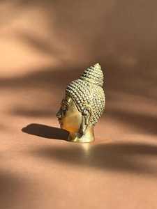 Statue de tête de Bouddha en laiton moderne, artisanat en métal fait à la main pour la décoration vintage de la maison - Product Image 3