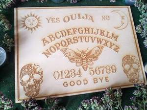 Tavola da 12 pollici Ouija con la testa della morte falena e luna dal legno gotico o decorazione strega spirito gioco occulto pratica regalo di Halloween - Product Image 3