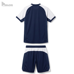 ชุดฟุตบอล OEM แบบตัดเย็บพร้อมเสื้อคอวีแขนต่อสีตัดกัน กางเกงขาสั้นระบายอากาศด้วยผ้าตาข่าย ชุดกีฬา - Product Image 3