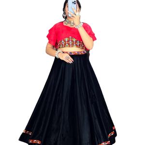 Último diseñador de algodón espejo trabajo borde Lehenga Choli por Fab Zone - Product Image 1