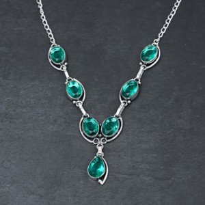 Collier de luxe personnalisé en argent sterling avec apatite verte synthétique et perle de culture d'eau douce en forme de poire, idéal pour un cadeau de mariage - Product Image 2
