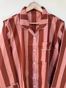 ชุดนอนผู้หญิงลายสัตว์ Naaz Textile เนื้อผ้านุ่ม ระบายอากาศดี เหมาะสำหรับใส่พักผ่อน/นอนหลับในฤดูร้อน ชุดนอนผ้าฝ้าย - Product Image 5