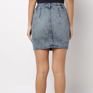 Shorts en jean personnalisés pour femmes 2025 – Design été en pur coton, denim respirant, jupe longue en jean délavé, service OEM - Product Image 1