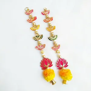 2 Piezas de Adornos Metálicos Indios para Puerta, Decoración de Pared para Diwali y Bodas - Product Image 1