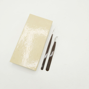 Pince à cils marron avec revêtement pour soins personnels, pose et retrait de faux cils, ensemble de pinces à cils - Product Image 6