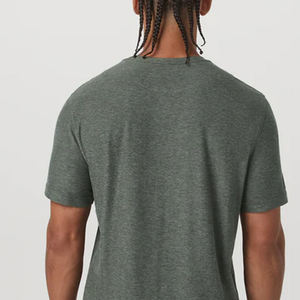 T-shirt pour homme à manches courtes avec logo personnalisable, design décontracté et élégant pour la collection d'été / Col rond 2026 - Product Image 6