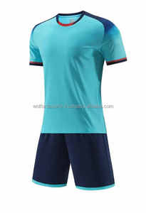 Nuevo uniforme de fútbol para hombre al por mayor, precio en stock de 2025, logotipo personalizado, diseña tu propio uniforme de fútbol o uniforme de fútbol - Product Image 5