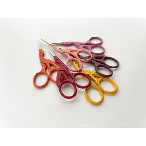 กรรไกรปักผ้ารุ่นล่าสุดจาก HABI INDUSTRIES สีตามสั่ง ผลิตจากสแตนเลส สำหรับคนถนัดขวา กรรไกรตัดไหมขนาดเล็ก ขายส่งสำหรับงานฝีมือ - Product Image 6