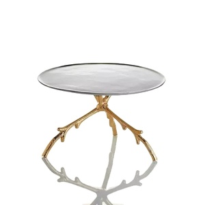 การออกแบบใหม่ล่าสุดเค้กยืนสำหรับบ้านโรงแรมร้านอาหารเค้กถาดตกแต่งสีเงินการออกแบบที่ทันสมัยโลหะผู้ถือเค้ก - Product Image 1