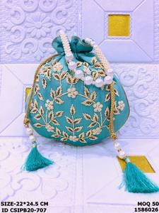 Sacs à main Potli de mariée en soie brodée haut de gamme, sacs cadeaux ethniques traditionnels pour femmes, doublure en coton, multifonctionnels - Product Image 4