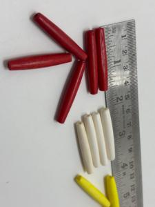 Perles tubulaires en os naturel de 1,5 pouce x 0,25 pouce, faites à la main, pour la confection de bijoux tribaux et la création de colliers. - Product Image 3