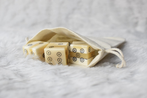 Dés à jouer en os faits à la main, écologiques et modernes - Art et objets de collection - Product Image 2