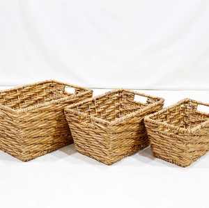 Top Selling Eco Friendly Water Hyacinth <b>Rectangular</b> <b>Storage</b> <b>Basket</b> Organizer Box with Built in Handles - Product Image 3