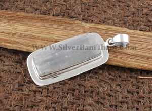 Collier Pendentif en Sélénite Naturelle Blanche en Gros, Bijou en Pierre Brute de Spar Satiné, Pierre Précieuse Énergétique Spirituelle pour Femmes et Hommes - Product Image 3