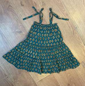 Vestido de Lino y Algodón para Niñas |   Ropa de Playa Transpirable para Niños, Uso Diario, Hecha en India - Product Image 3