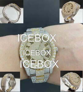 Reloj de Diamantes Moissanite con Números Romanos, Completamente Cubierto de Diamantes, Reloj de Acero Inoxidable para Hombre y Mujer - Product Image 2