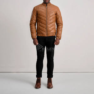 Mayorista de Moda: Chaqueta de Moto de Cuero Genuino para Hombre, Estilo Urbano de Alta Gama, Diseños Lisos de Última Tendencia, MOQ Bajo, Personalizable - Product Image 3