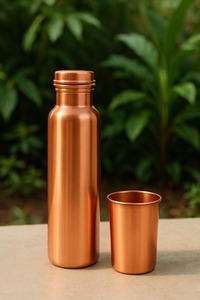 Botella de Agua de Cobre Timeless Gear - Estilo Duradero, Color Sólido, a Prueba de Fugas, Gran Capacidad, Ecológica y Portátil, Diseño Vintage - Product Image 4