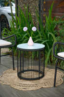 Ensemble de chaises en rotin PE durables et écologiques de style minimaliste moderne avec table en verre trempé et coussins pour patio, jardin, balcon