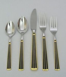 ชุดช้อนส้อมทองเหลืองทันสมัยรักษ์โลก ทนทาน 4 ชิ้น ขัดเงาอย่างดี ใช้กับเครื่องล้างจานได้ ดีไซน์หรูหราสำหรับงานแต่งงาน ด้ามจับโลหะ - Product Image 2