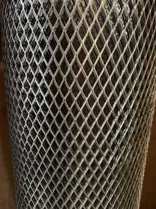 Grillage de sécurité en métal galvanisé à mailles déployées robuste, anti-escalade, pour clôture de sécurité de entrepôt industriel et barrière de séparation - Product Image 2