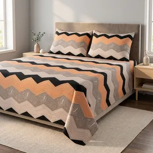 Drap de lit tendance orange et noir à motif zigzag, 115 GSM, en microfibre légère, motif géométrique moderne, housse de lit pour chambre à coucher - Product Image 2