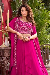 Ensemble Salwar Kameez Indowestern trois pièces prêt pour les fêtes, avec broderie, longueur ras du sol, séchage rapide, idéal pour les fêtes et les mariages - Product Image 3